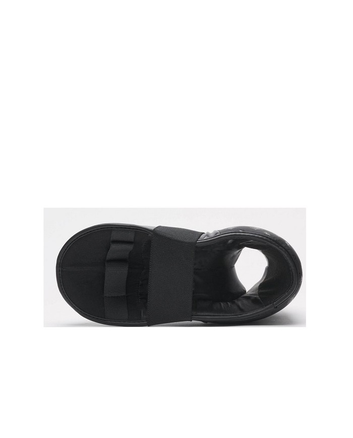 Calzari Protettivi Leone DNA CL166 Unisex da Karate Kickboxing in Poliuretano