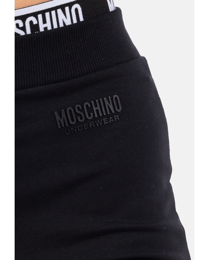Shorts Moschino A68024424