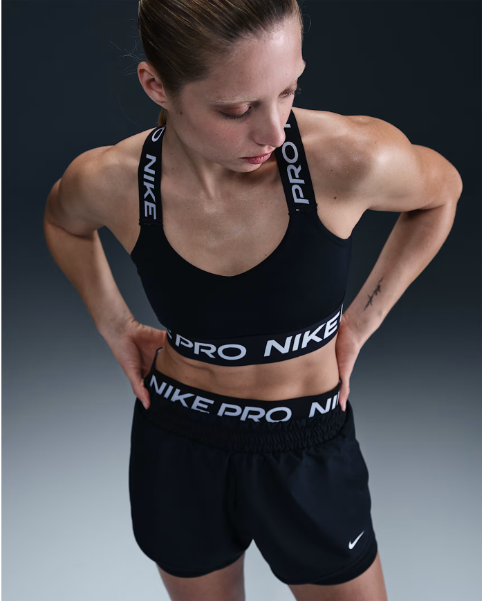 Bra imbottito a sostegno leggero Nike Pro HF5372-010 Bra imbottito a sostegno leggero Nike Pro HF5372-010
