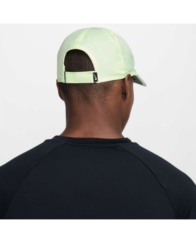 CAPPELLO SHOOSH NIKE CLUB FB5682-701 CAPPELLO SHOOSH NIKE CLUB FB5682-701