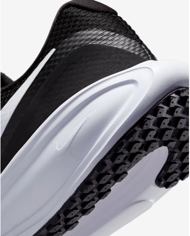 Nike Revolution 8 HJ8485-001 Nike Revolution 8 HJ8485-001