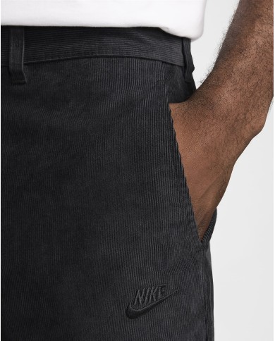 Pantaloni chino in velluto a coste da uomo Nike Club FZ0786-010 Pantaloni chino in velluto a coste da uomo Nike Club FZ0786-010