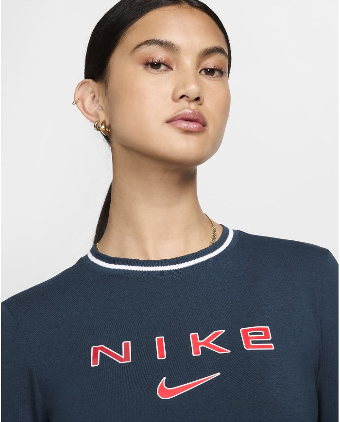 T-shirt corta Slim Fit a manica lunga Nike Sportswear Chill Knit FZ2858-478