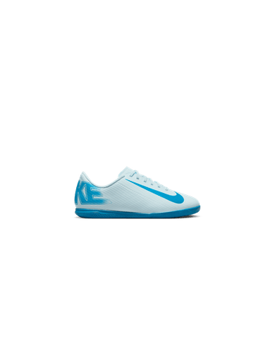 Nike Jr. Mercurial Vapor 16 Club IC FQ8289-400 Nike Jr. Mercurial Vapor 16 Club IC FQ8289-400