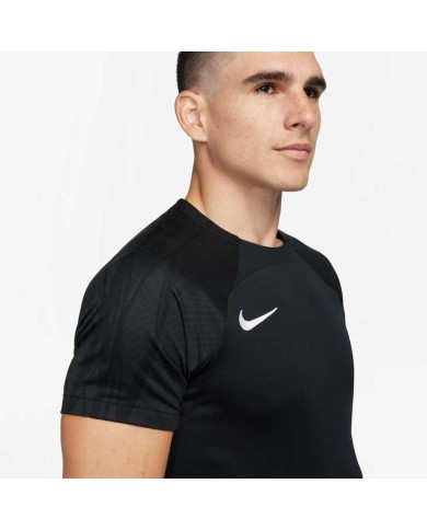 T-shirt Nike Dri-FIT Strike 3 DR0889-010 T-shirt Nike Dri-FIT Strike 3 DR0889-010