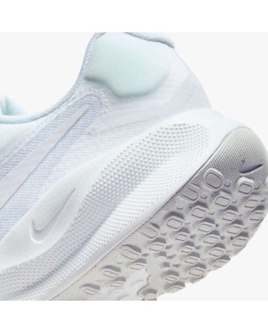 NIKE REVOLUTION 7 FB2208-100 NIKE REVOLUTION 7 FB2208-100