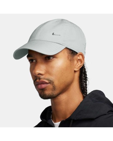 CAPPELLINO CON SWOOSH IN METALLO FB5372-077 CAPPELLINO CON SWOOSH IN METALLO FB5372-077