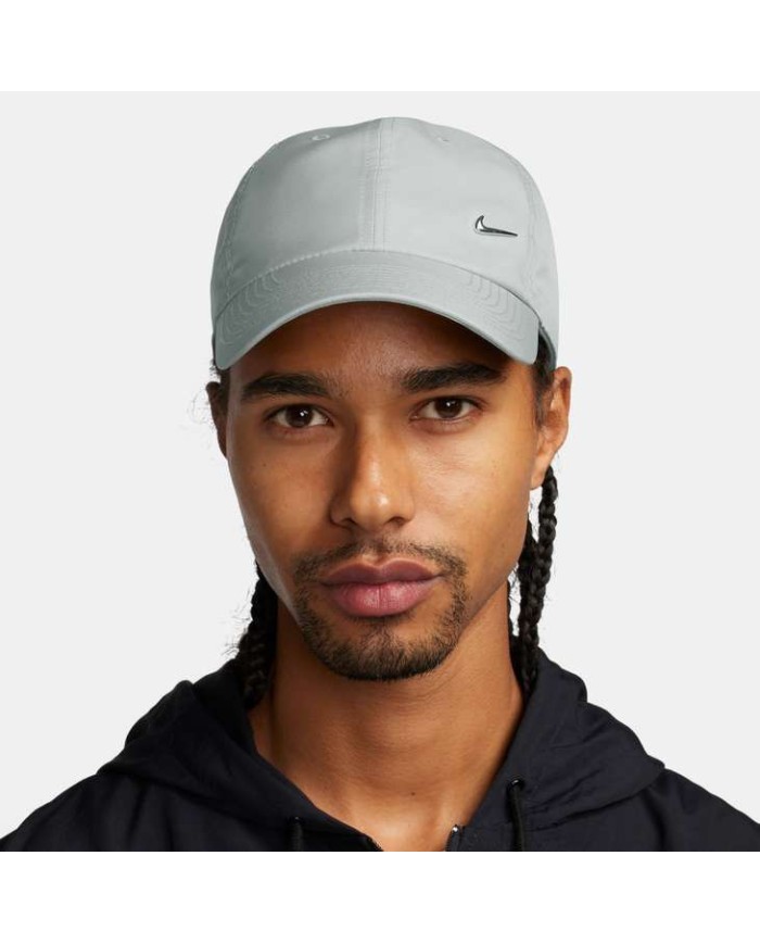 CAPPELLINO CON SWOOSH IN METALLO FB5372-077