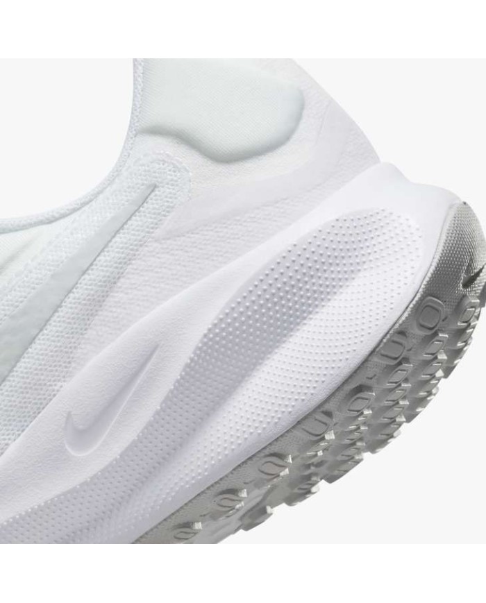 Nike Revolution 7 FB2207-100 Nike Revolution 7 FB2207-100