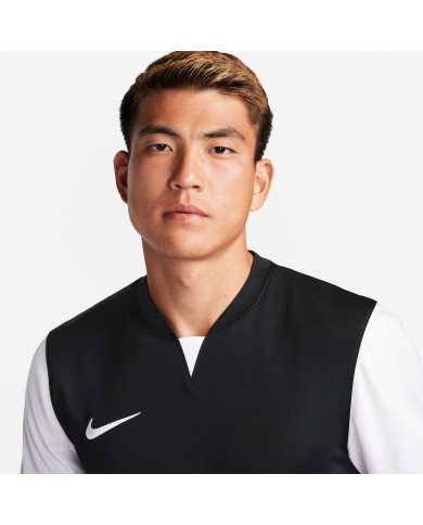 T-SHIRT NIKE TROPHY V DR0933-010 T-SHIRT NIKE TROPHY V DR0933-010