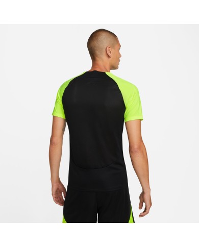 T-SHIRT NIKE ACADEMY PRO DH9225-010 T-SHIRT NIKE ACADEMY PRO DH9225-010