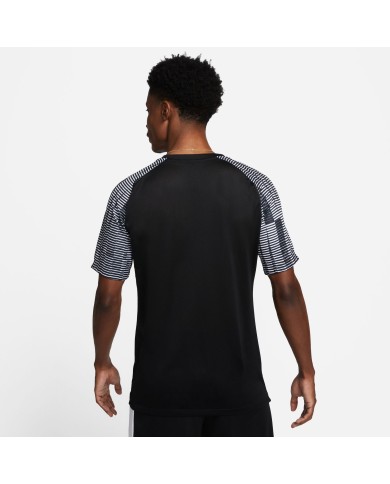 T-SHIRT NIKE ACADEMY DH8031-010 T-SHIRT NIKE ACADEMY DH8031-010