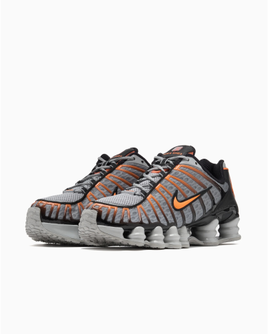 Nike Shox TL AV3595-011 Nike Shox TL AV3595-011