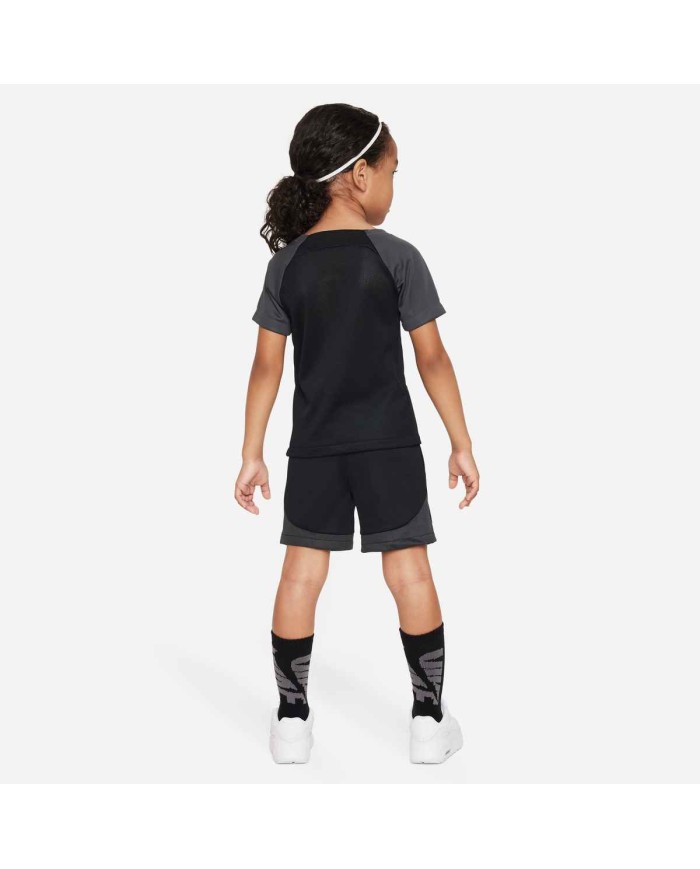 Completo Calcio Nike Dri-FIT Academy Pro DH9484-013 Completo Calcio Nike Dri-FIT Academy Pro DH9484-013
