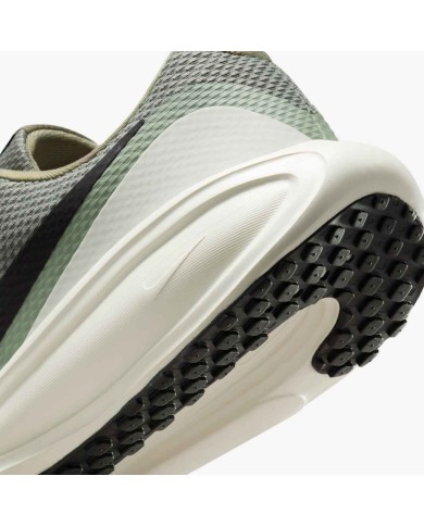 Nike Revolution 8 HJ9198-300 Nike Revolution 8 HJ9198-300