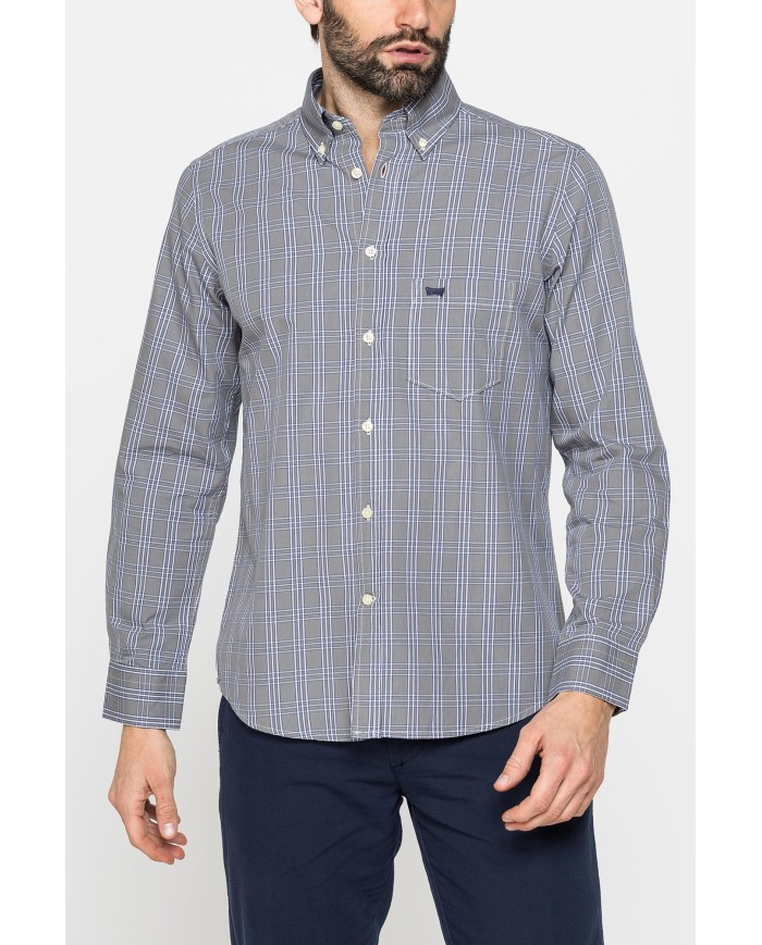 CAMICIA BUTTON-DOWN CON MANICA LUNGA E TASCHINO