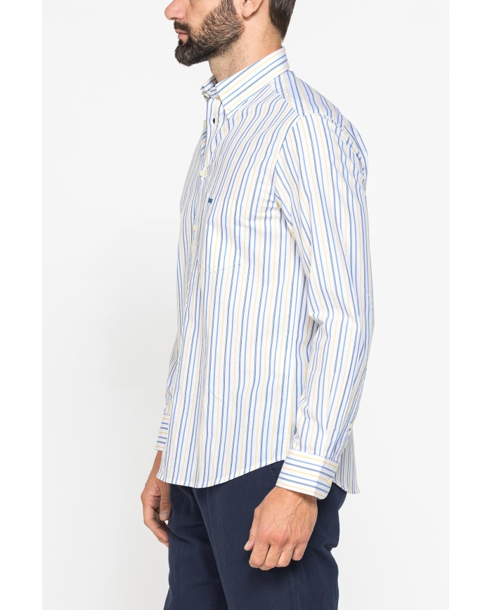 CAMICIA BUTTON-DOWN CON MANICA LUNGA E TASCHINO