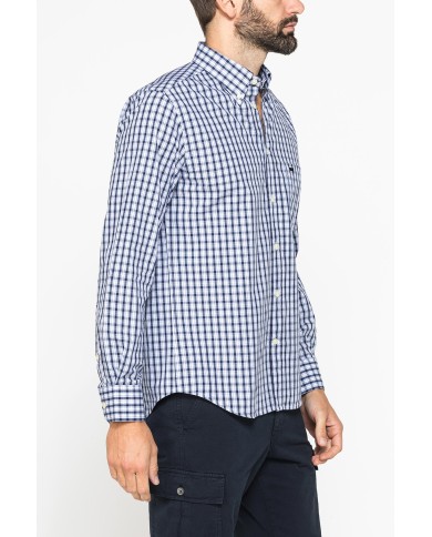 CAMICIA BUTTON-DOWN CON MANICA LUNGA E TASCHINO