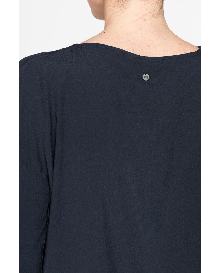 BLUSA GIROCOLLO OVERSIZE IN VISCOSA