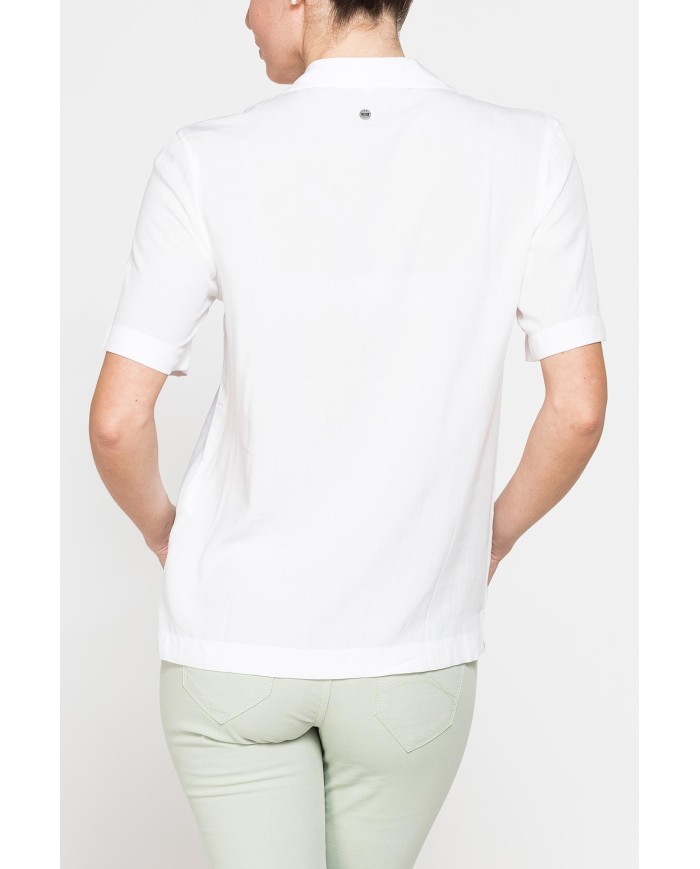CAMICIA A MANICHE CORTE CON TASCHE FRONTALI IN PURA VISCOSA