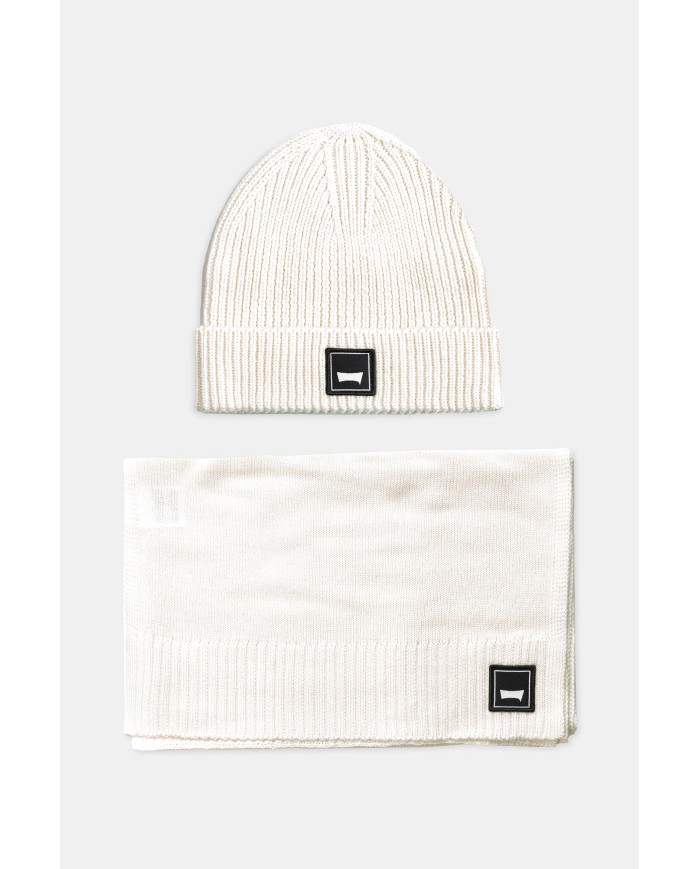 SET REGALO SCIARPA E BERRETTO ABBINATI