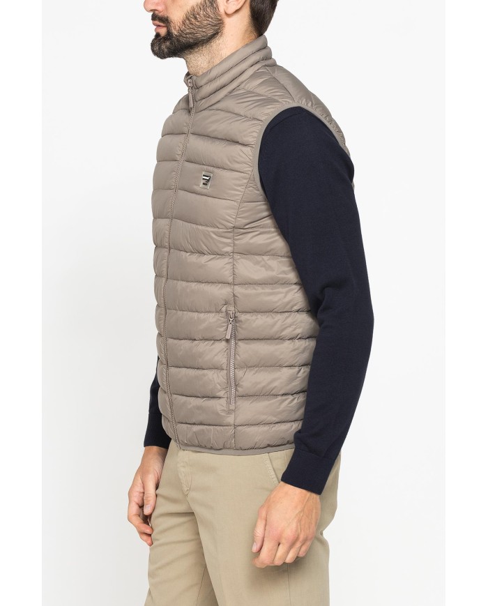 GILET ANTIVENTO ULTRALIGHT SMANICATO DA UOMO