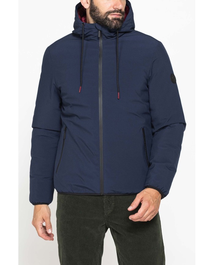 GIUBBOTTO IN TESSUTO TECNICO IMBOTTITO CON CAPPUCCIO