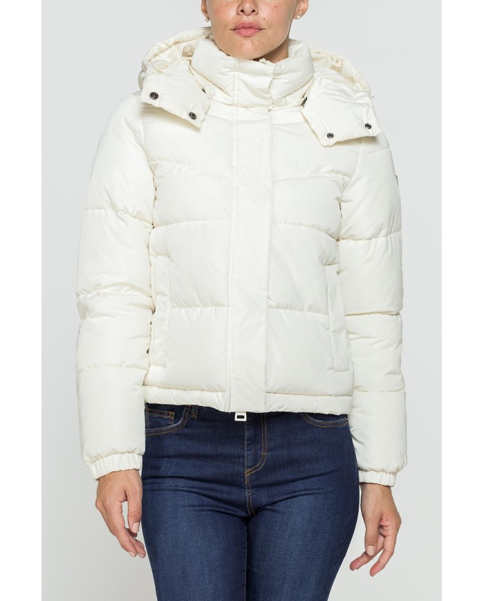 GIUBBINO CORTO CON CAPPUCCIO IN TESSUTO OPACO