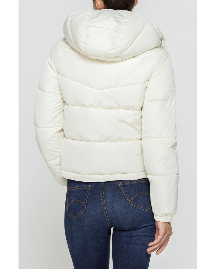 GIUBBINO CORTO CON CAPPUCCIO IN TESSUTO OPACO