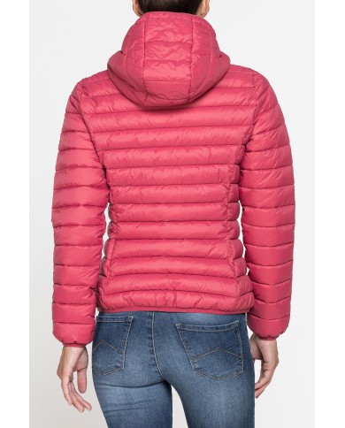 GIUBBOTTO RESISTENTE ALLA PIOGGIA CON IMBOTTITURA ULTRA LEGGERA. Vestibilità regolare. GIUBBOTTO RESISTENTE ALLA PIOGGIA CON IMBOTTITURA ULTRA LEGGERA. Vestibilità regolare.