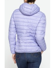 GIUBBOTTO RESISTENTE ALLA PIOGGIA CON IMBOTTITURA ULTRA LEGGERA. Vestibilità regolare.