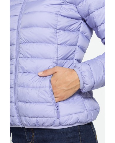 GIUBBOTTO RESISTENTE ALLA PIOGGIA CON IMBOTTITURA ULTRA LEGGERA. Vestibilità regolare. GIUBBOTTO RESISTENTE ALLA PIOGGIA CON IMBOTTITURA ULTRA LEGGERA. Vestibilità regolare.