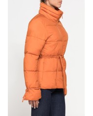 PIUMINO CORTO CON LACCI