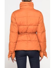 PIUMINO CORTO CON LACCI