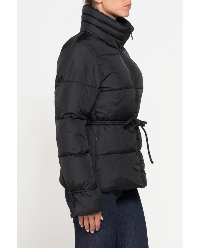 PIUMINO CORTO CON LACCI