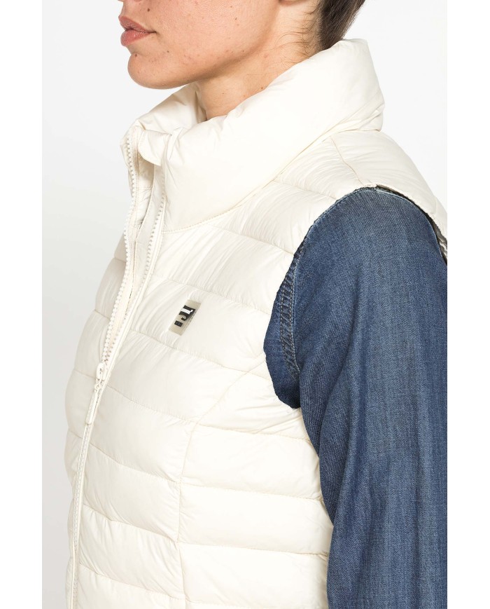 GIUBBINO ULTRALIGHT SENZA MANICHE