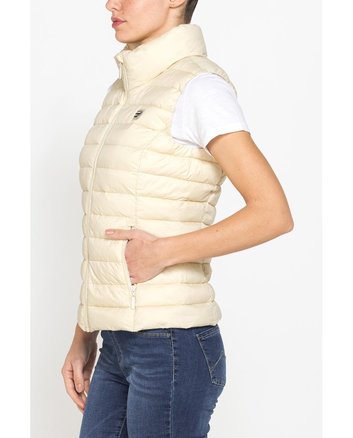 GIUBBINO ULTRALIGHT SENZA MANICHE