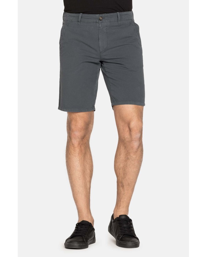 PANTALONE CORTO CHINO IN LEGGERA GABARDINA DI COTONE