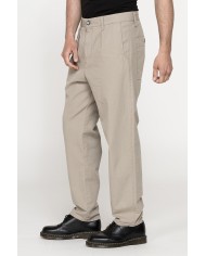 CHINO MOD. 646 LOOSE FIT IN COTONE LEGGERO