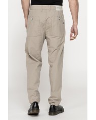 CHINO MOD. 646 LOOSE FIT IN COTONE LEGGERO