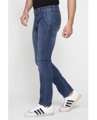 JEANS UOMO 5 TASCHE MOD. 710 IN DENIM ELASTICIZZATO 9 oz. Vita regolare con bottoni, gamba comoda.