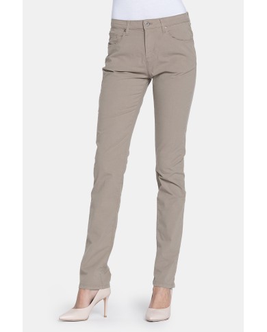 PANTALONE COLORATO IN POPELINE. Modello basic 752 PANTALONE COLORATO IN POPELINE. Modello basic 752