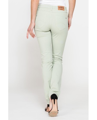 PANTALONE COLORATO IN POPELINE. Modello basic 752