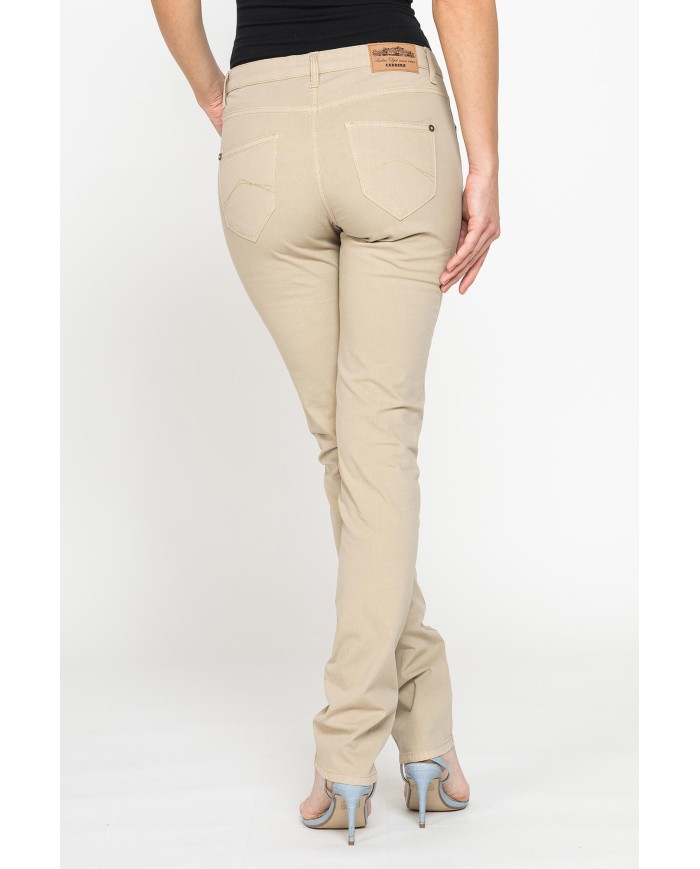 PANTALONE COLORATO IN TELA STRETCH.