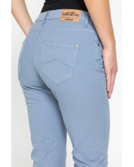 PANTALONE COLORATO IN TELA STRETCH.