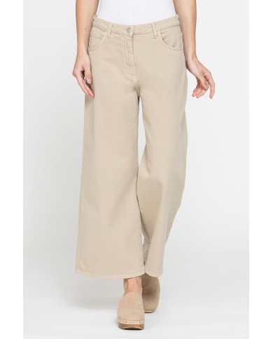 PANTALONE CULOTTE IN BULL DENIM STRETCH. PANTALONE CULOTTE IN BULL DENIM STRETCH.