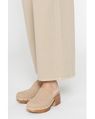 PANTALONE CULOTTE IN BULL DENIM STRETCH.