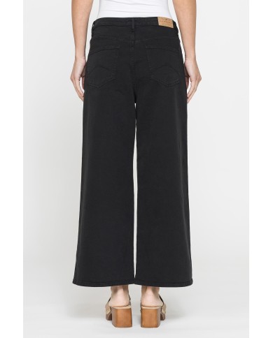 PANTALONE CULOTTE IN BULL DENIM STRETCH.