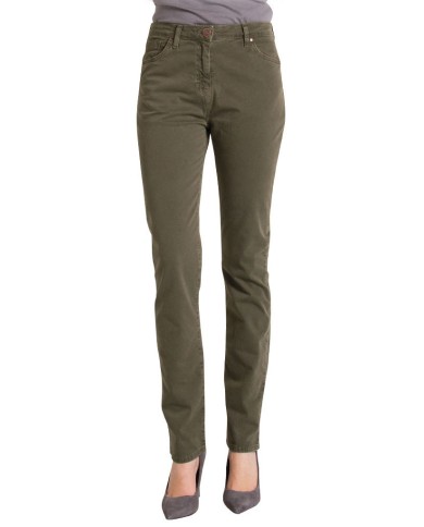 PANTALONE IN GABARDINA MOD.753 . Vita alta e gamba confortevole.