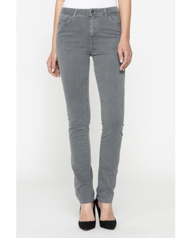 PANTALONE IN GABARDINA MOD.753 . Vita alta e gamba confortevole.